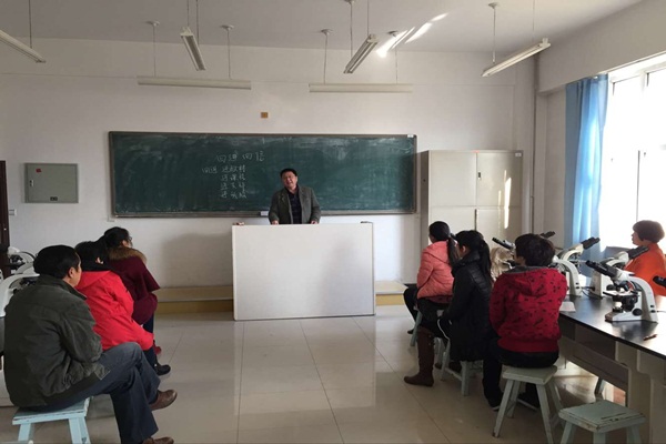 第三党支部开展快速知识竞答活动