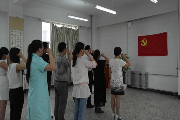 召开建校70周年演讲比赛暨纪念建党95周年命名表彰大会